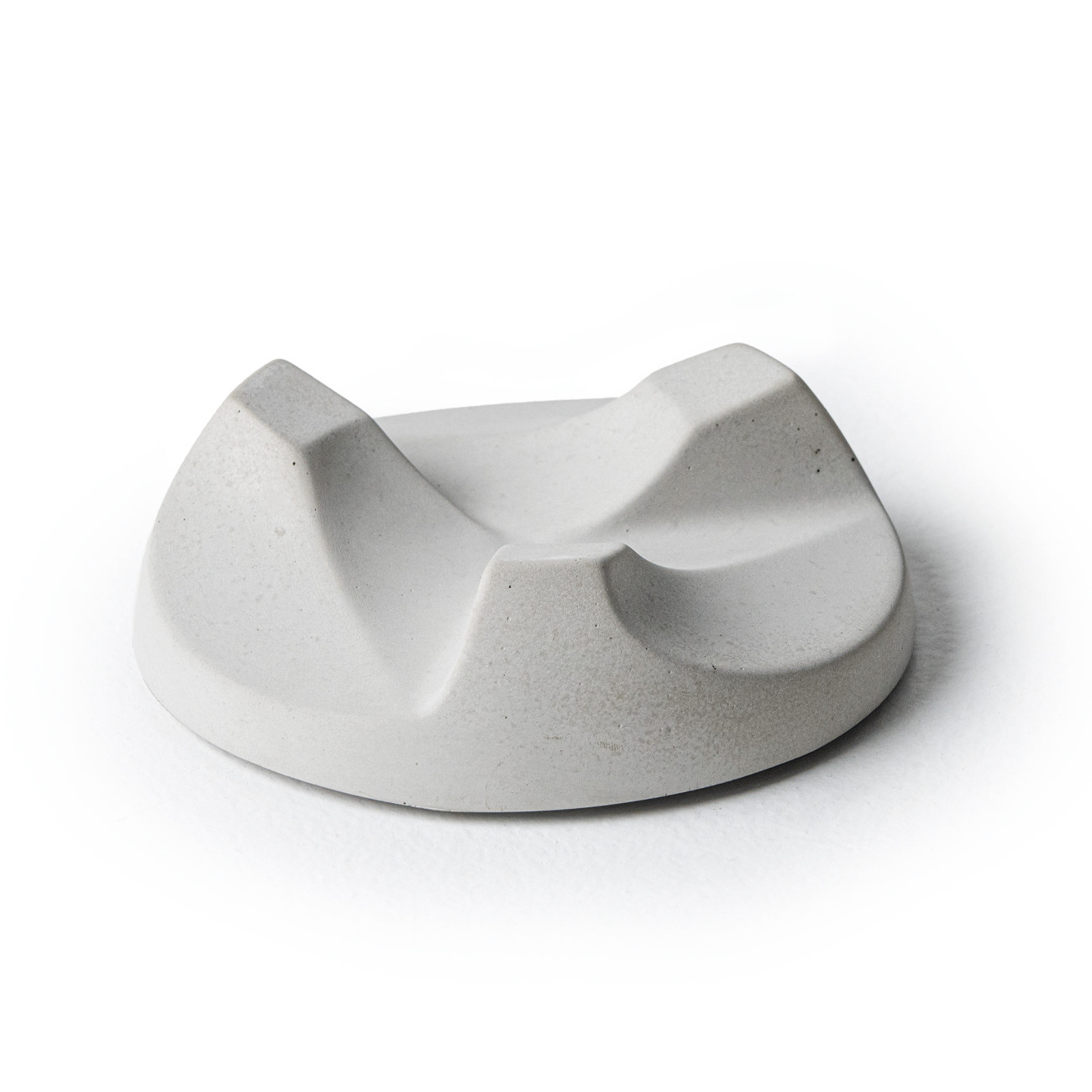 qflame-tisch-beton-sockel