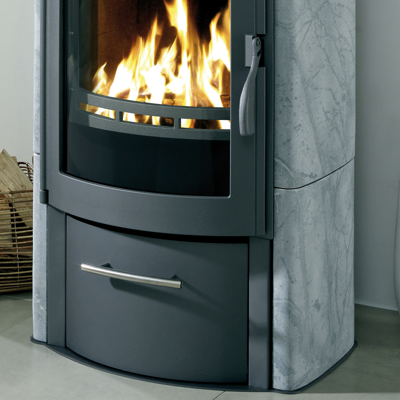 koppe_bs200_kaminofen_gussgrau_speckstein_unten