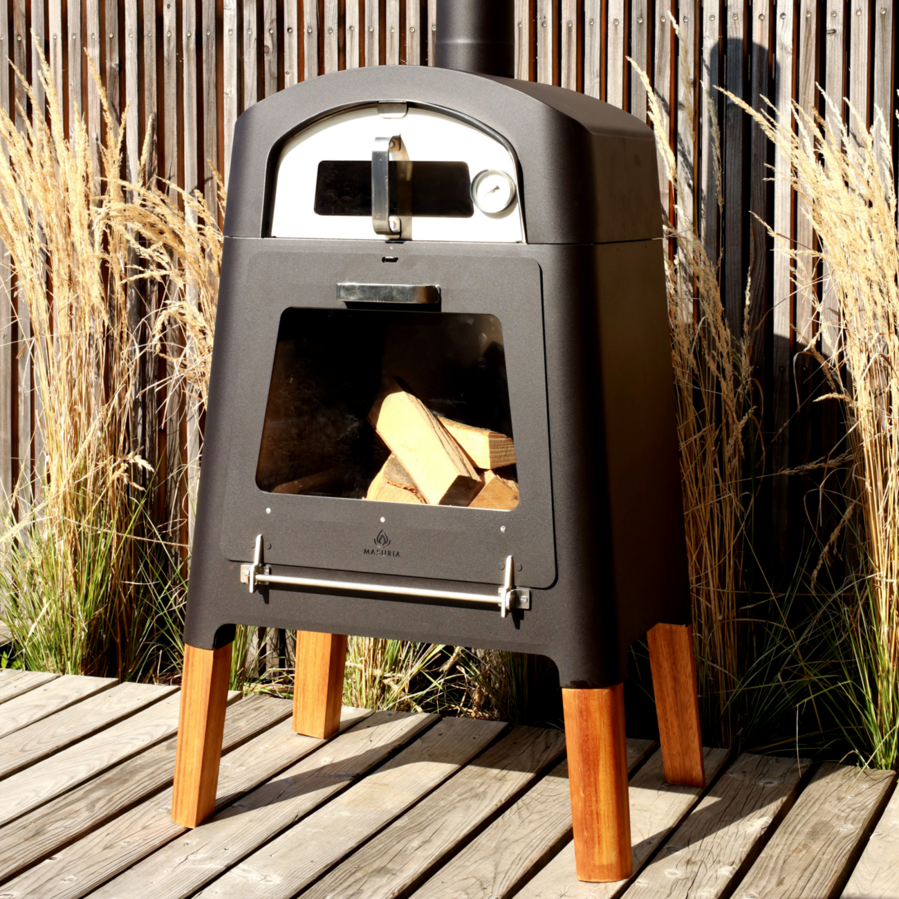 masuria-m-klassisch-holzofen-grill-pizzaofen-schwarz-web2