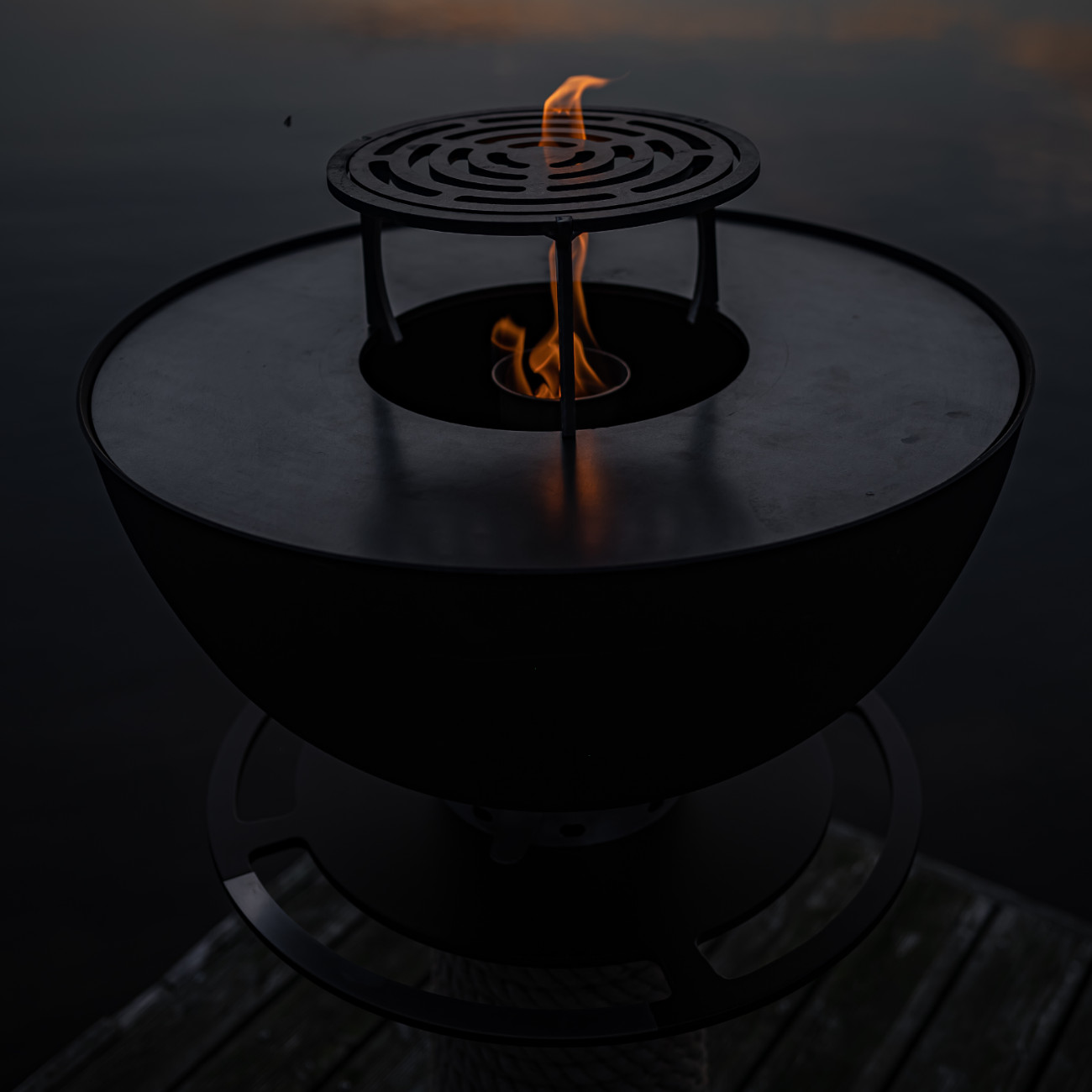 masuria-juno-800-gartenkamin-grill-schwarz-web4