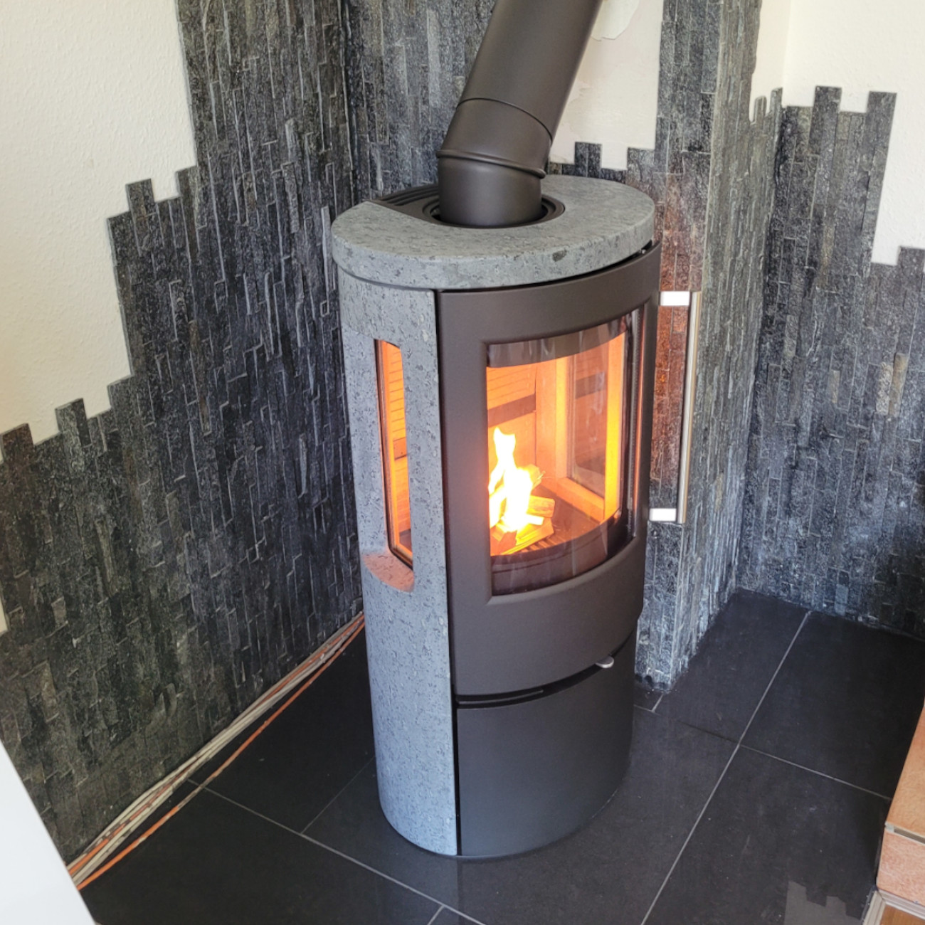 termatech_tt23rgs_kaminofen_kundenbild_web1