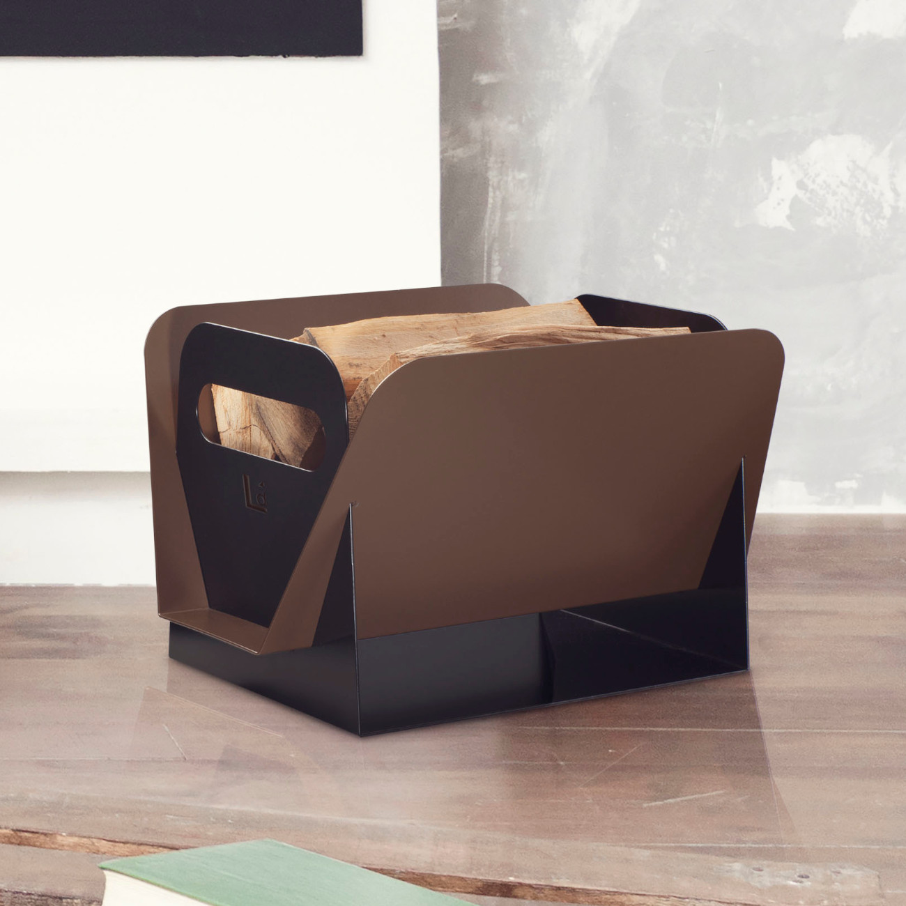 hoya-holzkorb-designer-pelletkorb-schwarz-bronze-web2