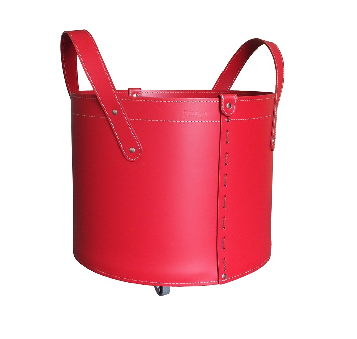 firestyle-tonda-rot-1 Designer Holzkorb Tonda Rot aus regeneriertem Leder mit Rollen
