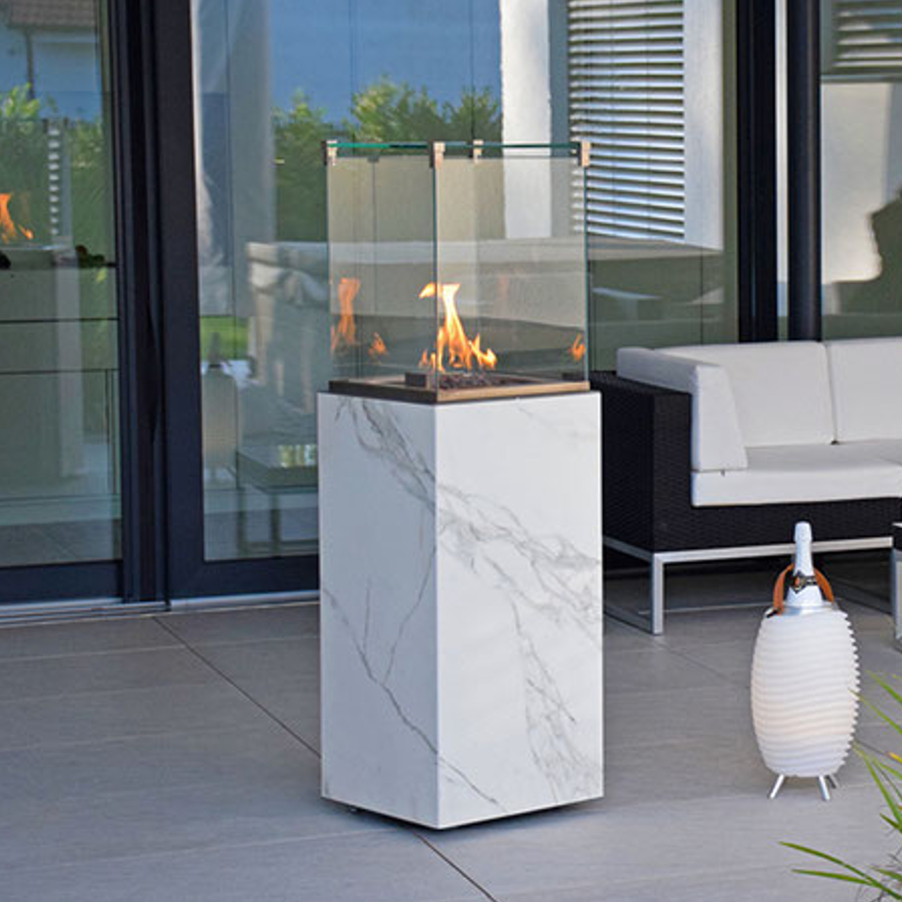 Neocube-o Calacatta silk Terrassenstrahler / Heizstrahler