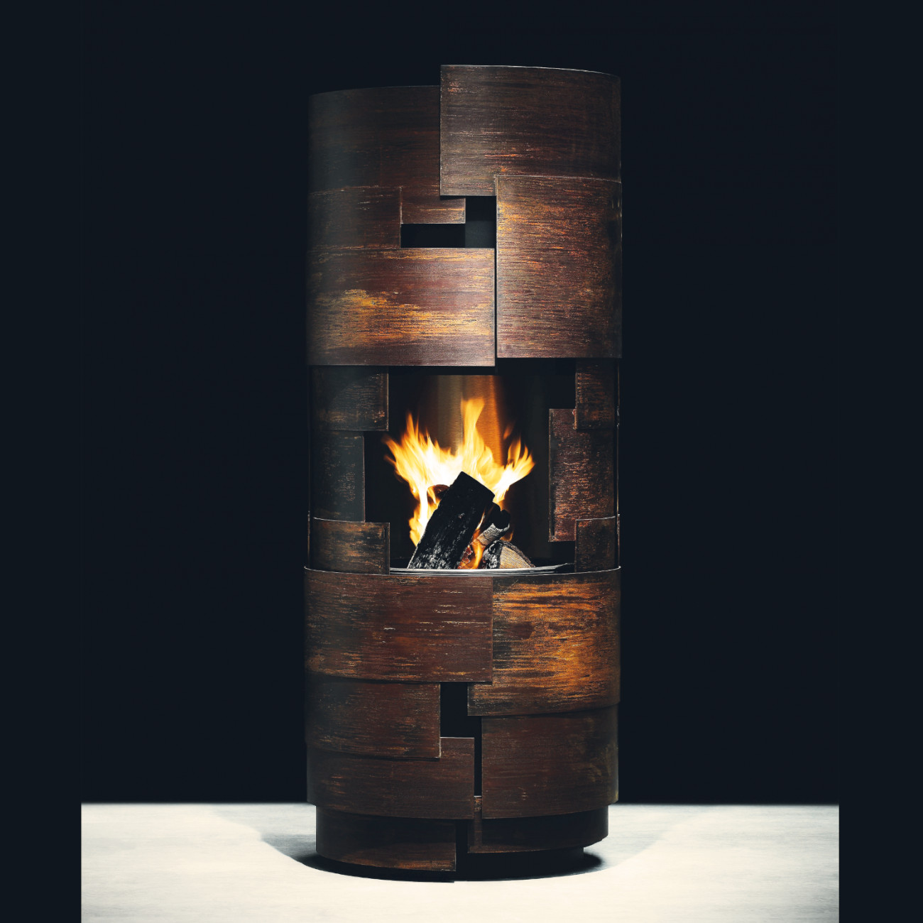 glammfire_intermezzo-web9 Intermezzo Designer Grill Gartenkamin Cortenstahl
