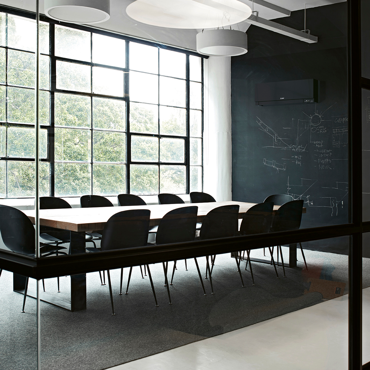 mitsubishi_electric_klimaanlage_premium_schwarz_int