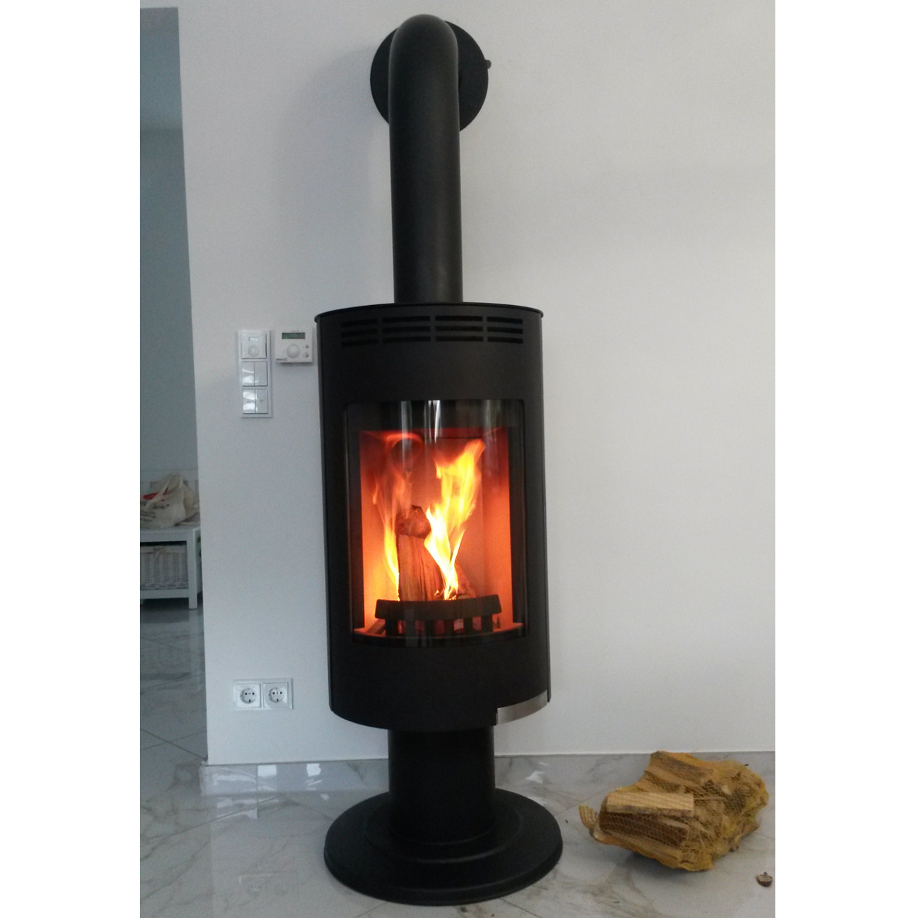 thorma_design_andorra_exclusiv_schwarz_kaminofen_detail4