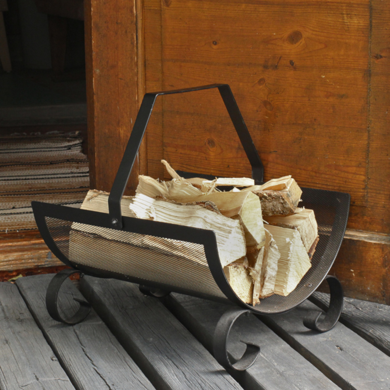 HTT_Holztr-ger_Holzkorb_Schwarz_int_nah