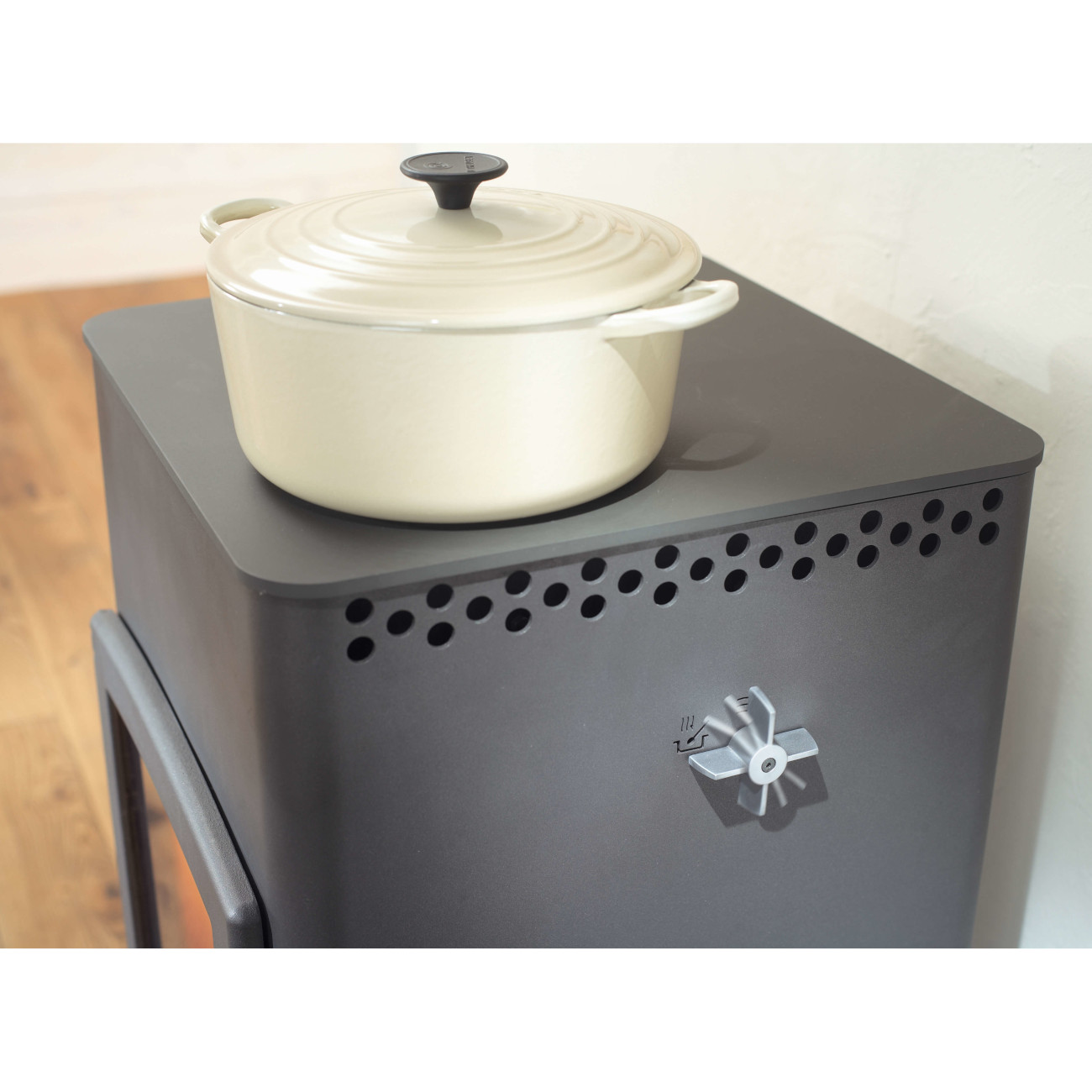 Lucy Cook Koch-Kaminofen 6kW RLU Gussgrau