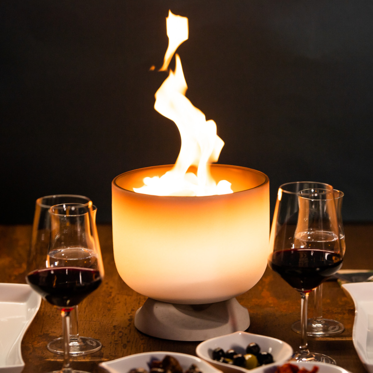 qflame-ethanol-tischkamin-betonsockel-web4