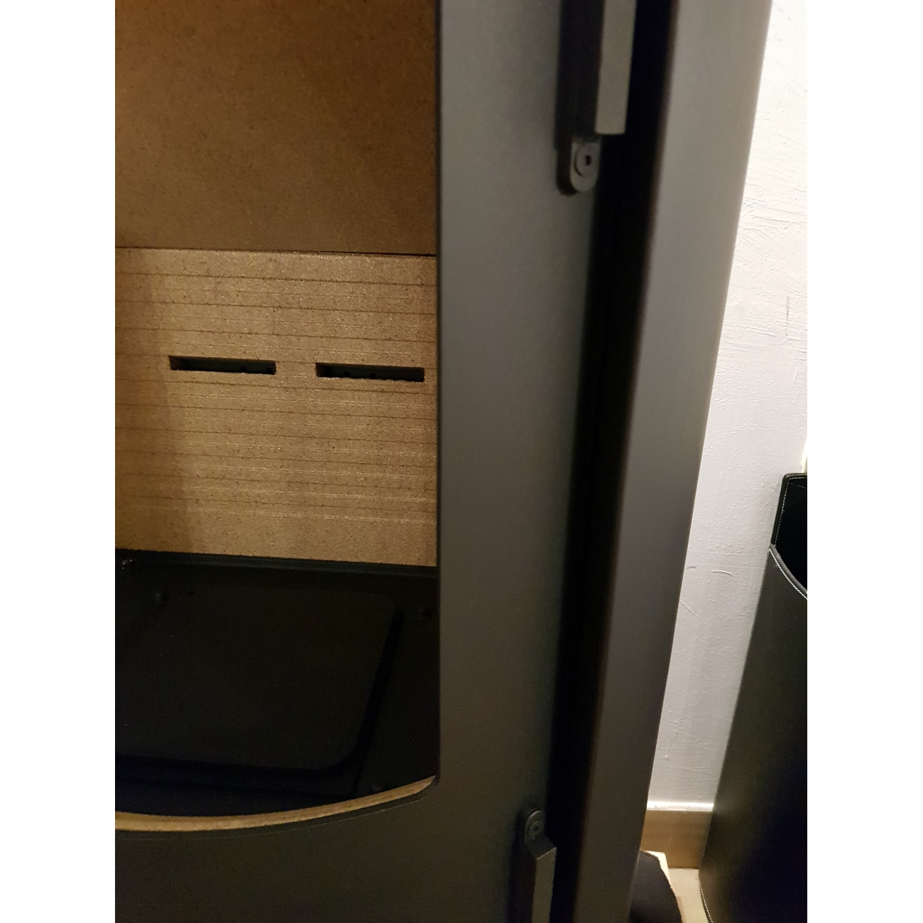 termatech_tt21rs-black_speckstein_ausstellung7