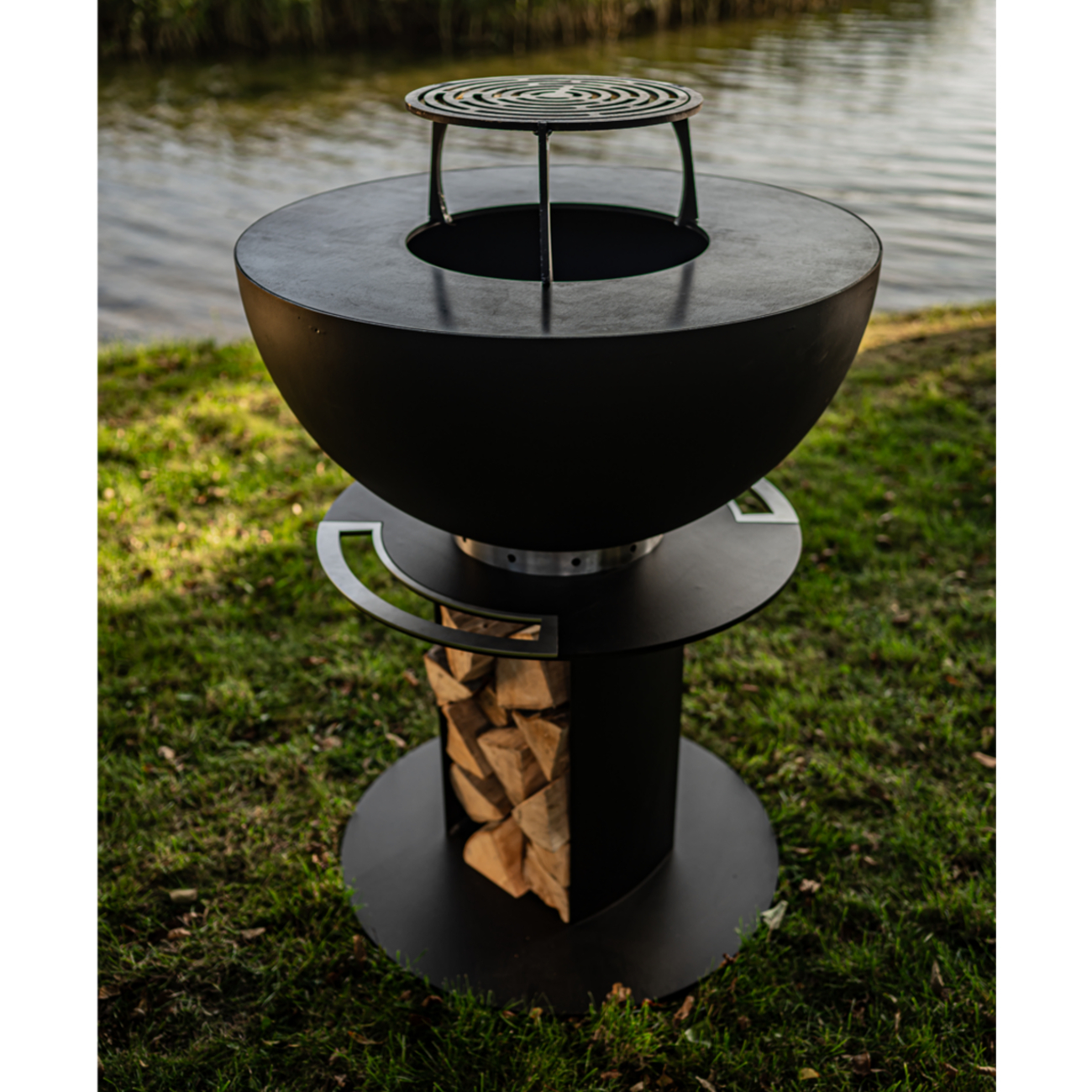 masuria-m-stilo-880-gartenkamin-grill-schwarz-web1