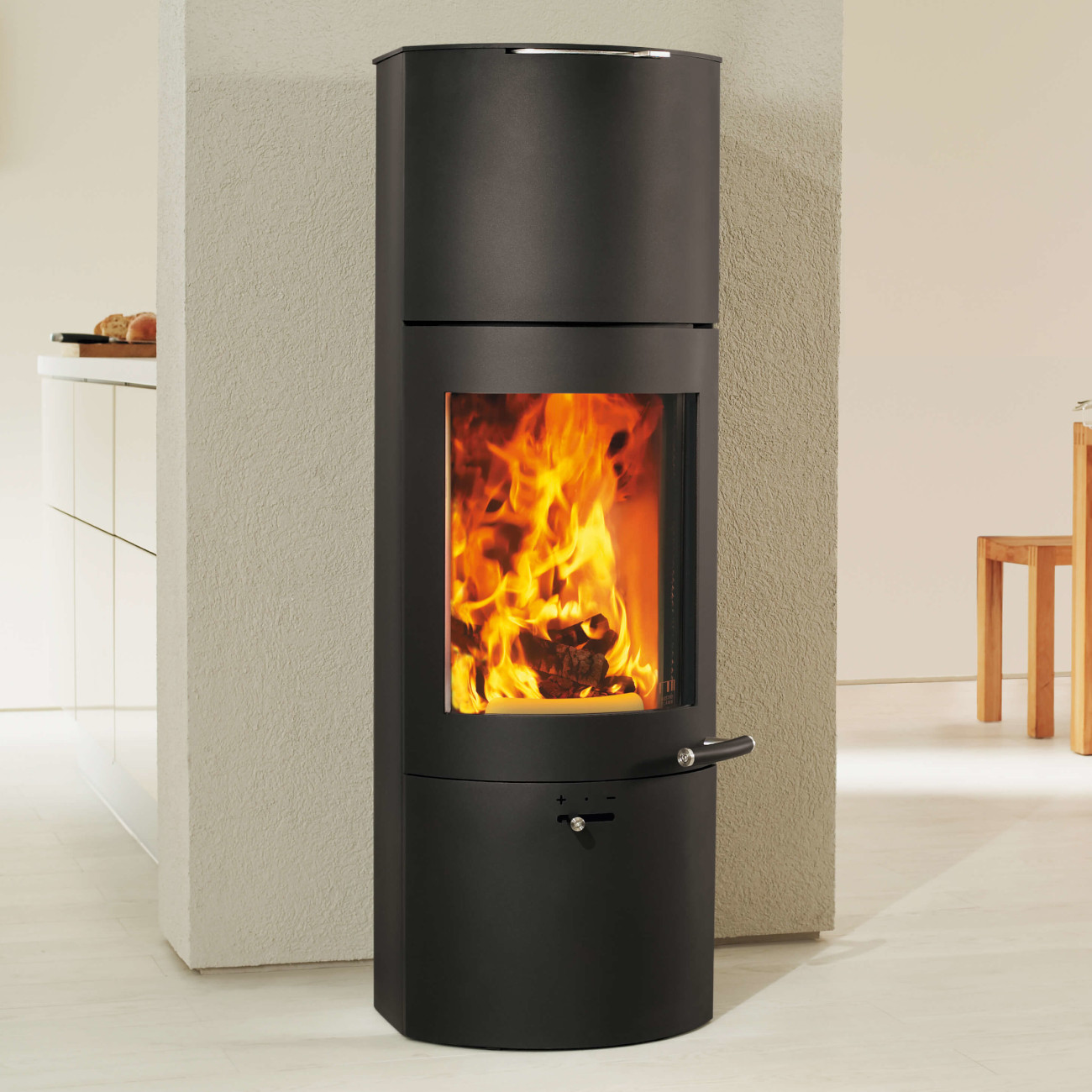 Tower Xtra 2.0 Speicher Kaminofen 4kW RLU Tower Xtra 2.0 Speicher Kaminofen 4kW RLU