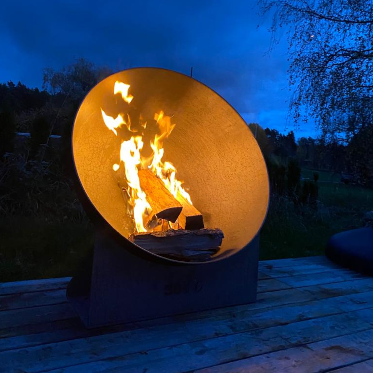 gartenkamin-feuerschale-feuercampus365-talyn-satteliet-cortenstahl-web6
