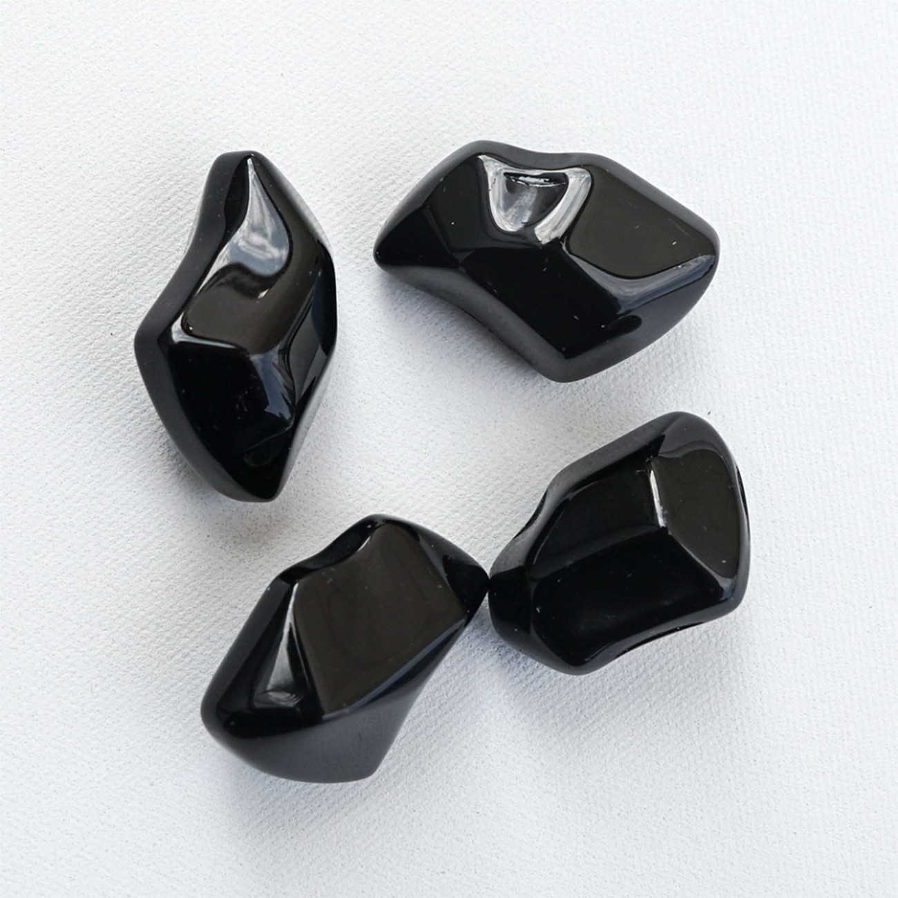 black-crystal-web1 Crystal Schwarz - Dekorative Glassteine für Bio-/Ethanol-/Gaskamine