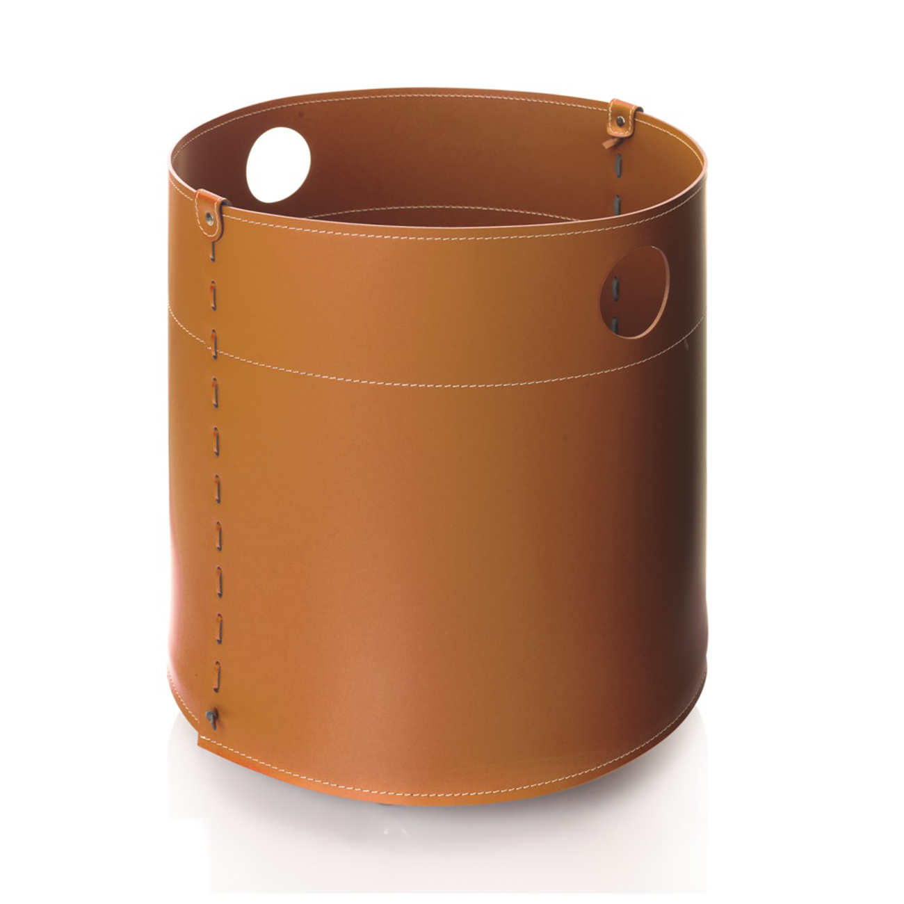 firestyle-giro-braun-1 Giro Designer Holzkorb Braun aus regeneriertem Leder mit Rollen