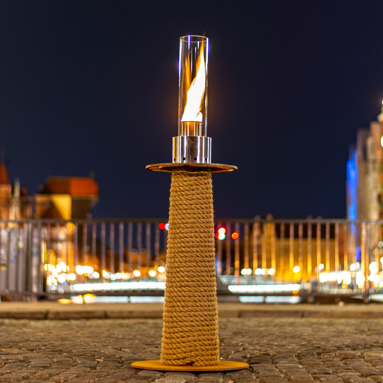 masuria-ethanol-lampe-terrassenstrahler-cortenstahl-web4 Juno Bio-Ethanol Lampe Cortenstahl