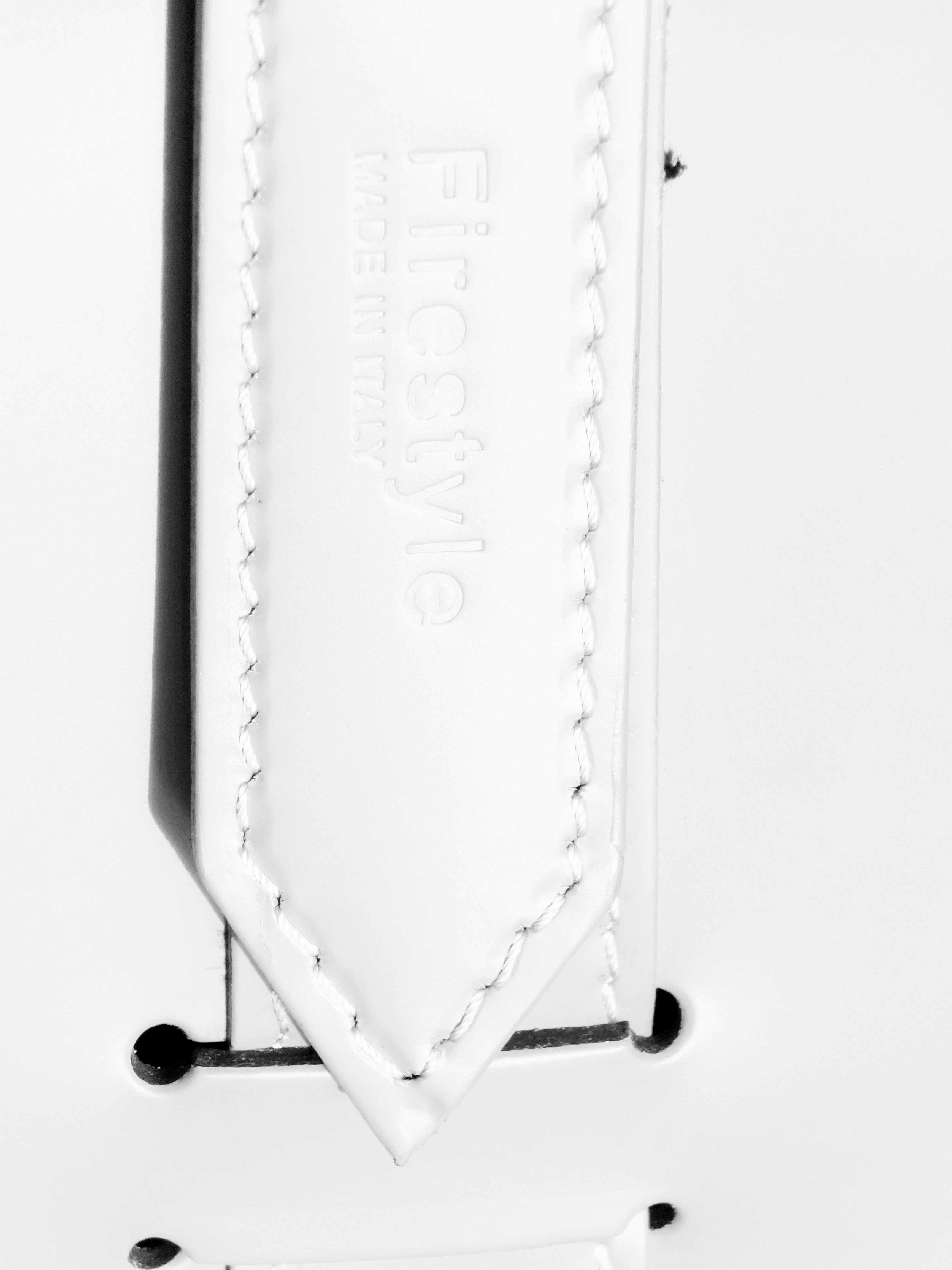 firestyle-fabia-weiss-8