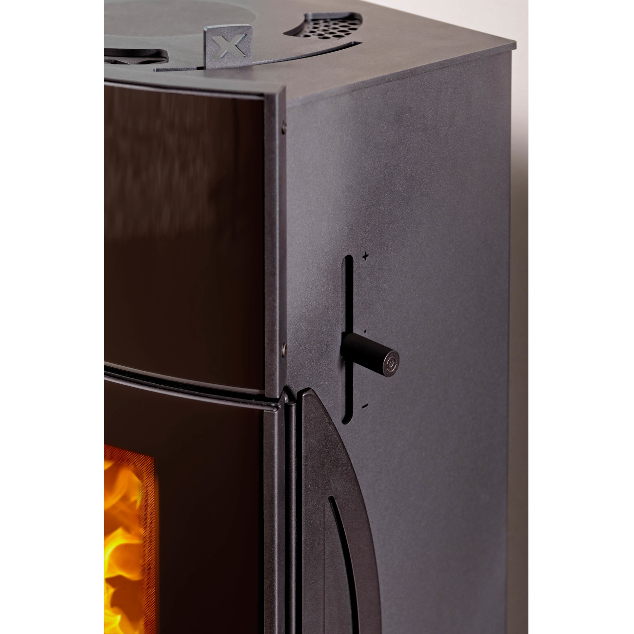 Fynn Xtra 2.0 Rille Weiß Keramik Speicherofen 6kW RLU