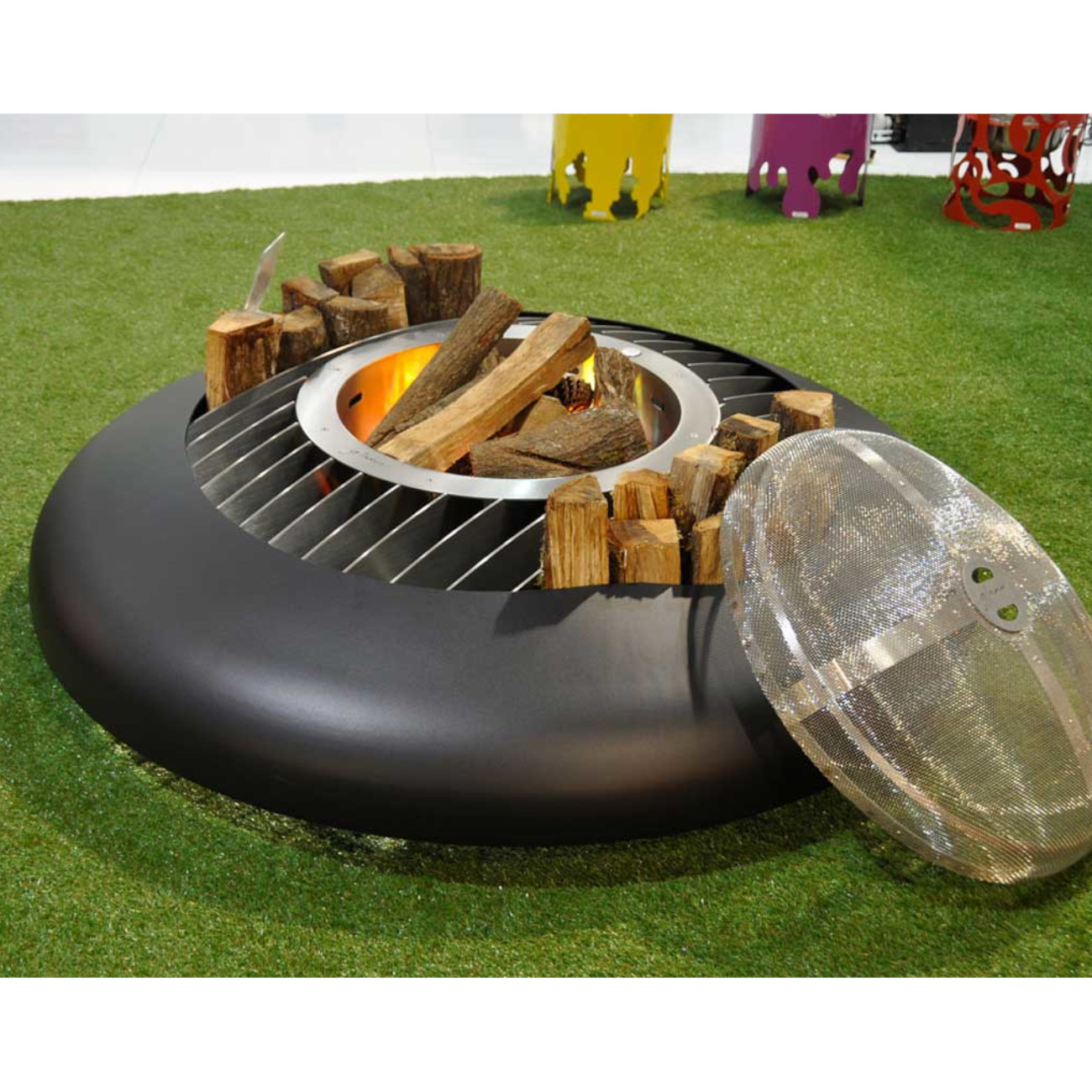 Mime Cortenstahl Designer Feuerschale Gartenkamin optionaler Grill