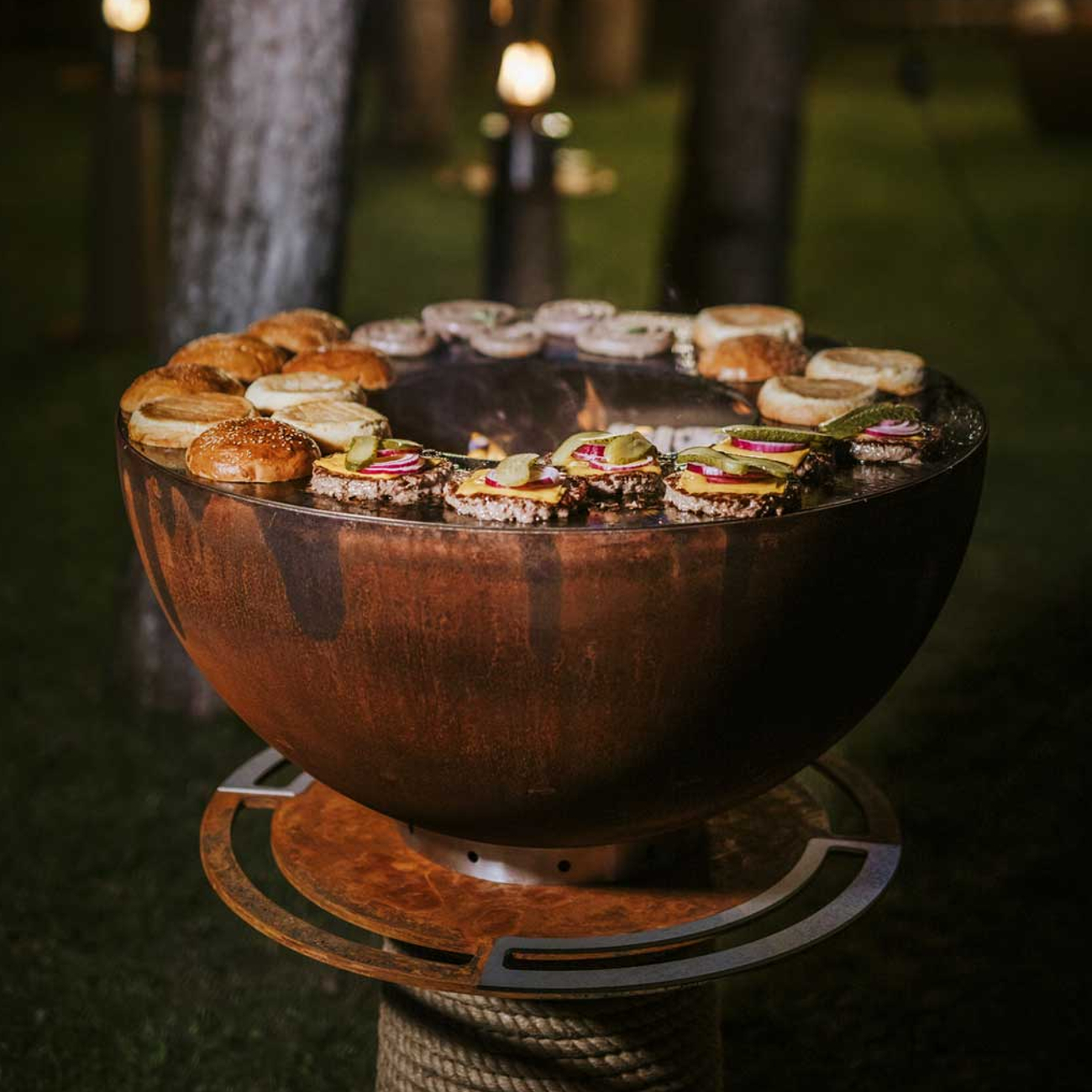 masuria-m-leuchturm-gartenkamin-grill2