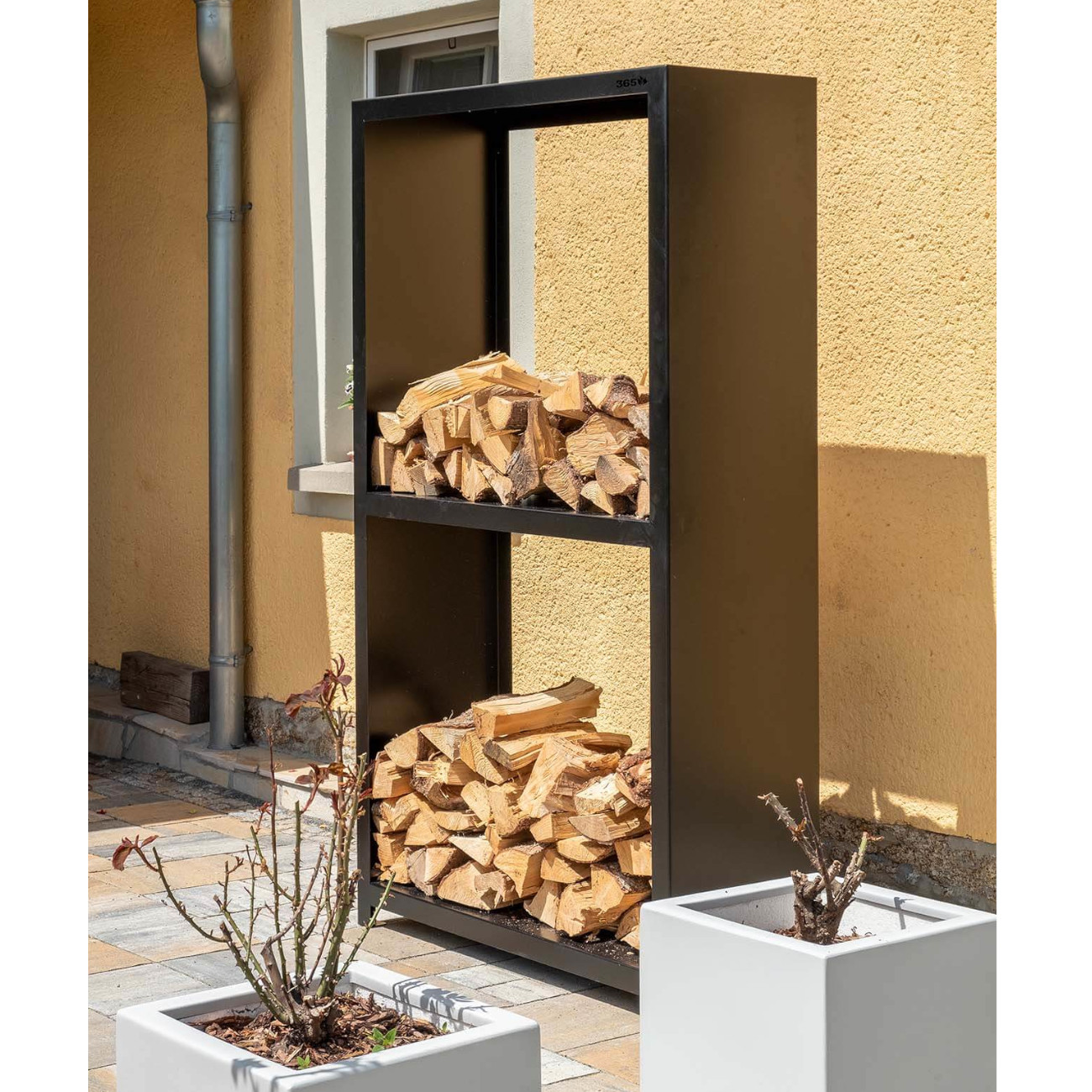 gartenlager-woodstore-schwarz-feuercampus365-web1 Holzregal / Holzlager Woodstore Schwarz