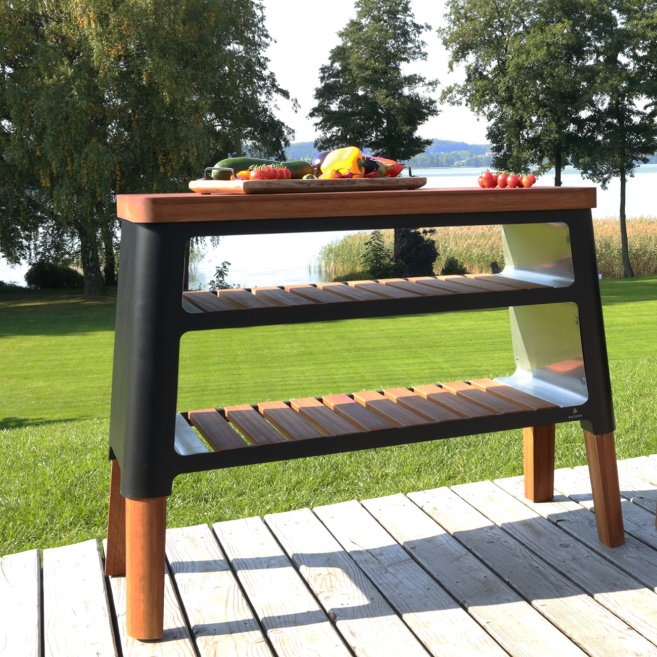 masuria-m-klassisch-holzofen-tisch-schwarz-web4