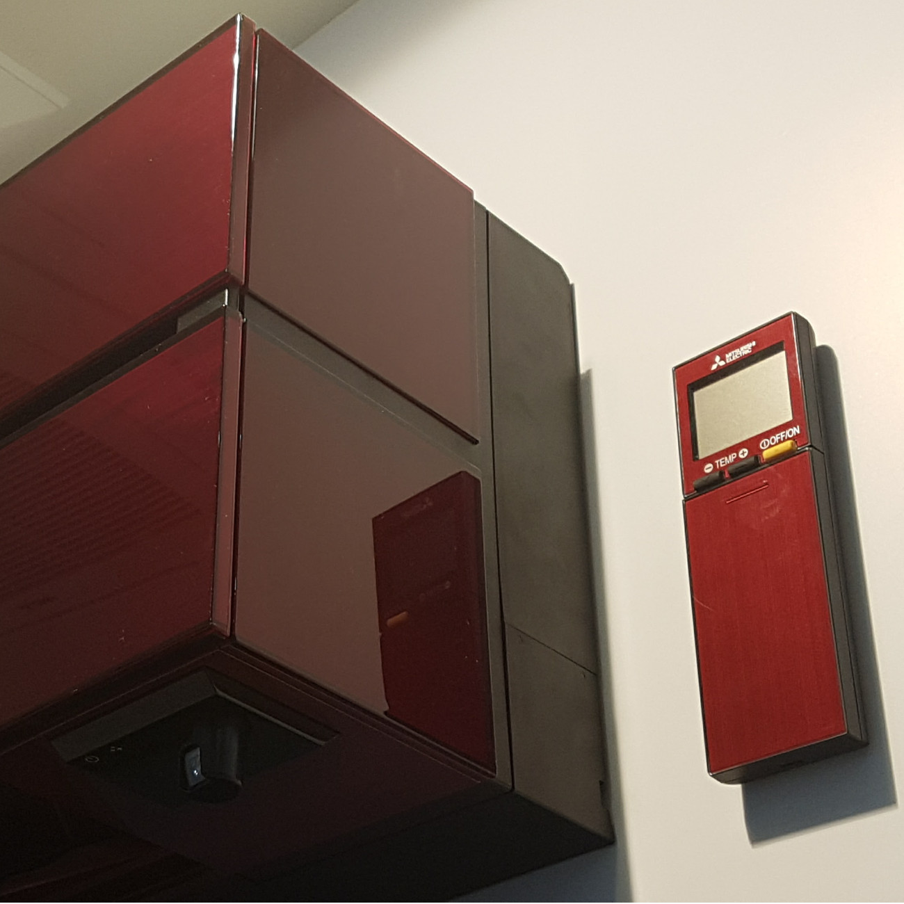 diamond_ruby_red_mitsubishi_electric_detail_klimaanlage3