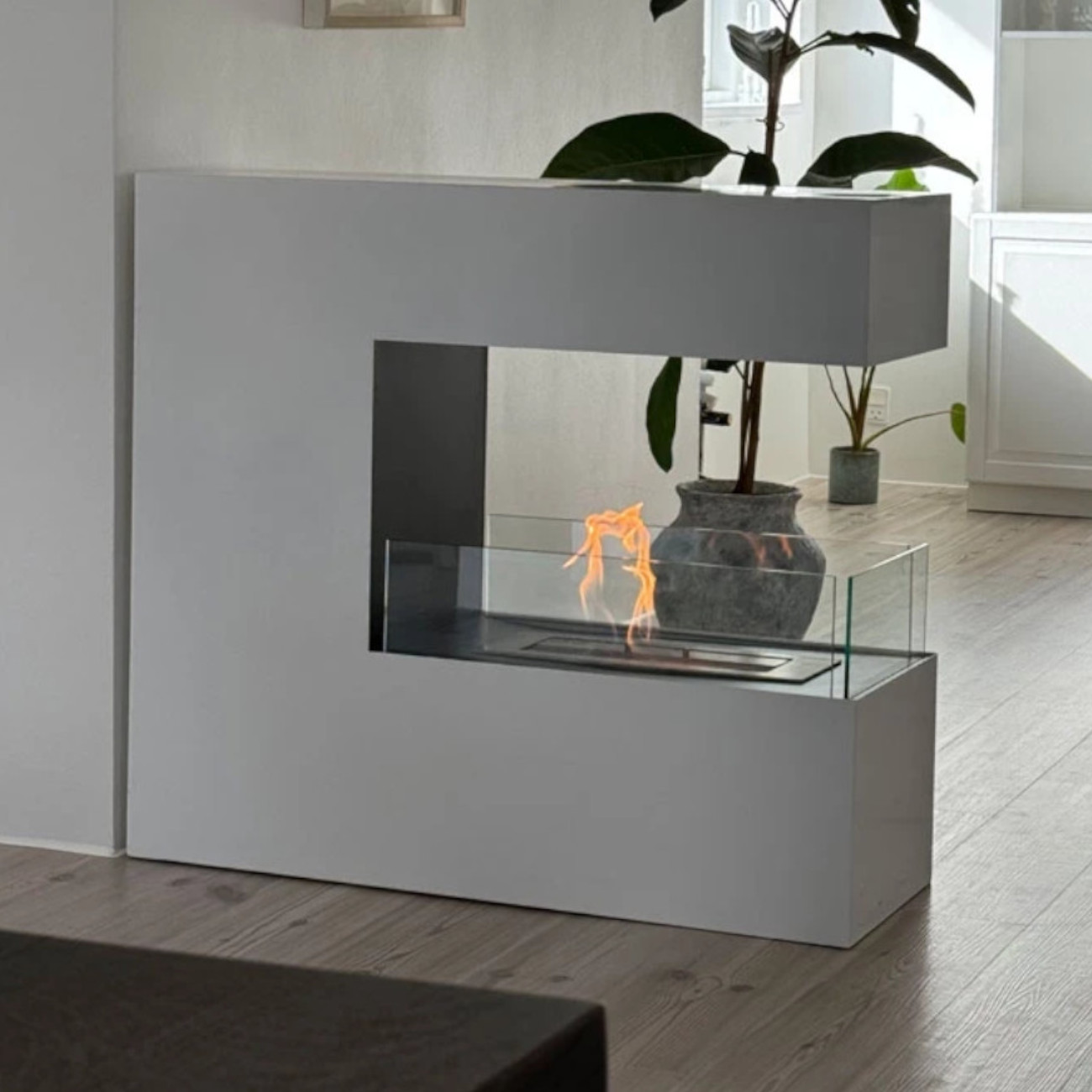 Topeka Raumtrenner Panorama Ethanolkamin Weiß Topeka Raumtrenner Panorama Ethanolkamin Weiß